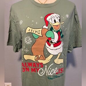 Walt Disney World Donal Duck Christmas Medium Tee Shirt